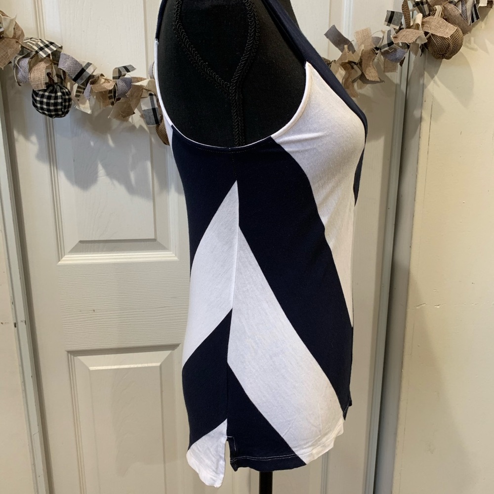 BANANA REPUBLIC TOP - Picture 2 of 6